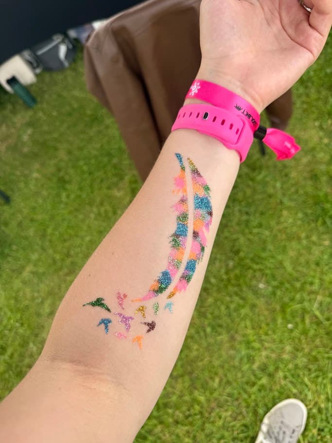 Õhupalliloomad + näomaalingud + glitter-tattood